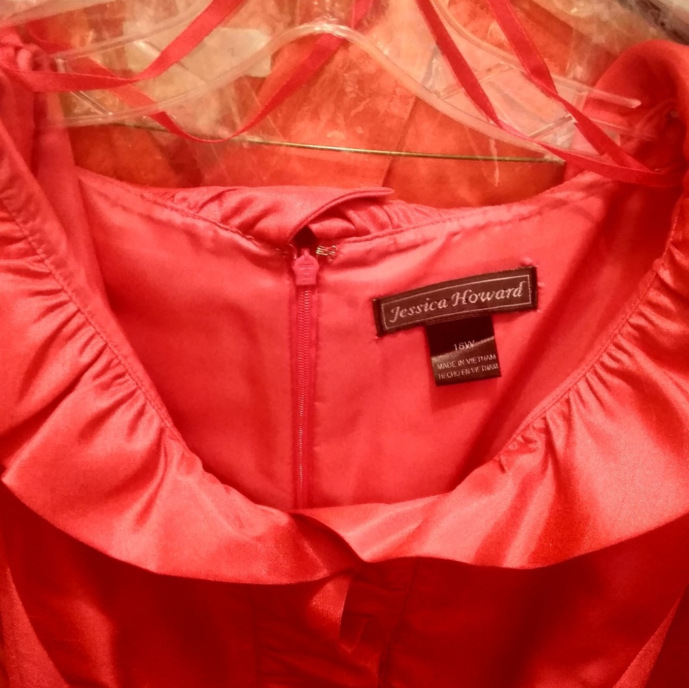 Dress - Picture 2 of 2